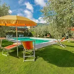 With Pool And Private Terrace In Tuscany Διαμέρισμα *