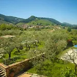 With Pool And Private Terrace In Tuscany Colle di Compito