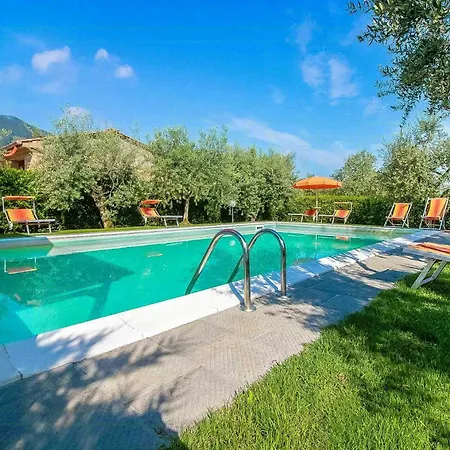 With Pool And Private Terrace In Tuscany Appartement